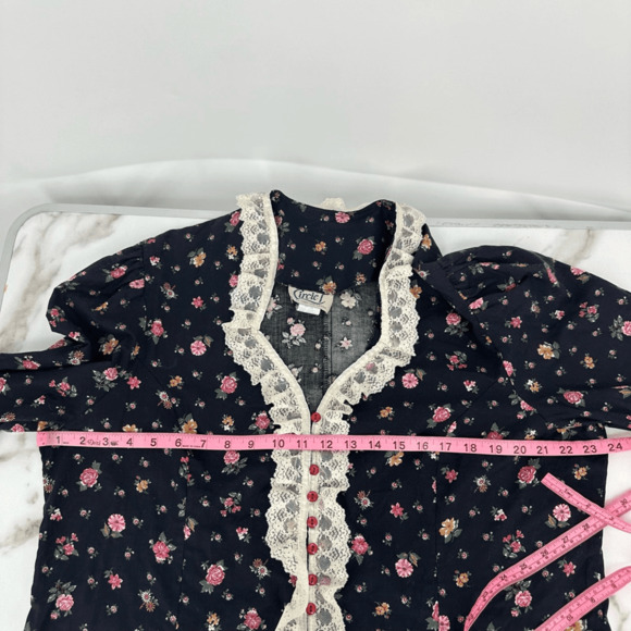 Vintage Circle T Womens Prairie Shirt  Size L Floral Lace Trim Victorian Regency - Picture 6 of 12